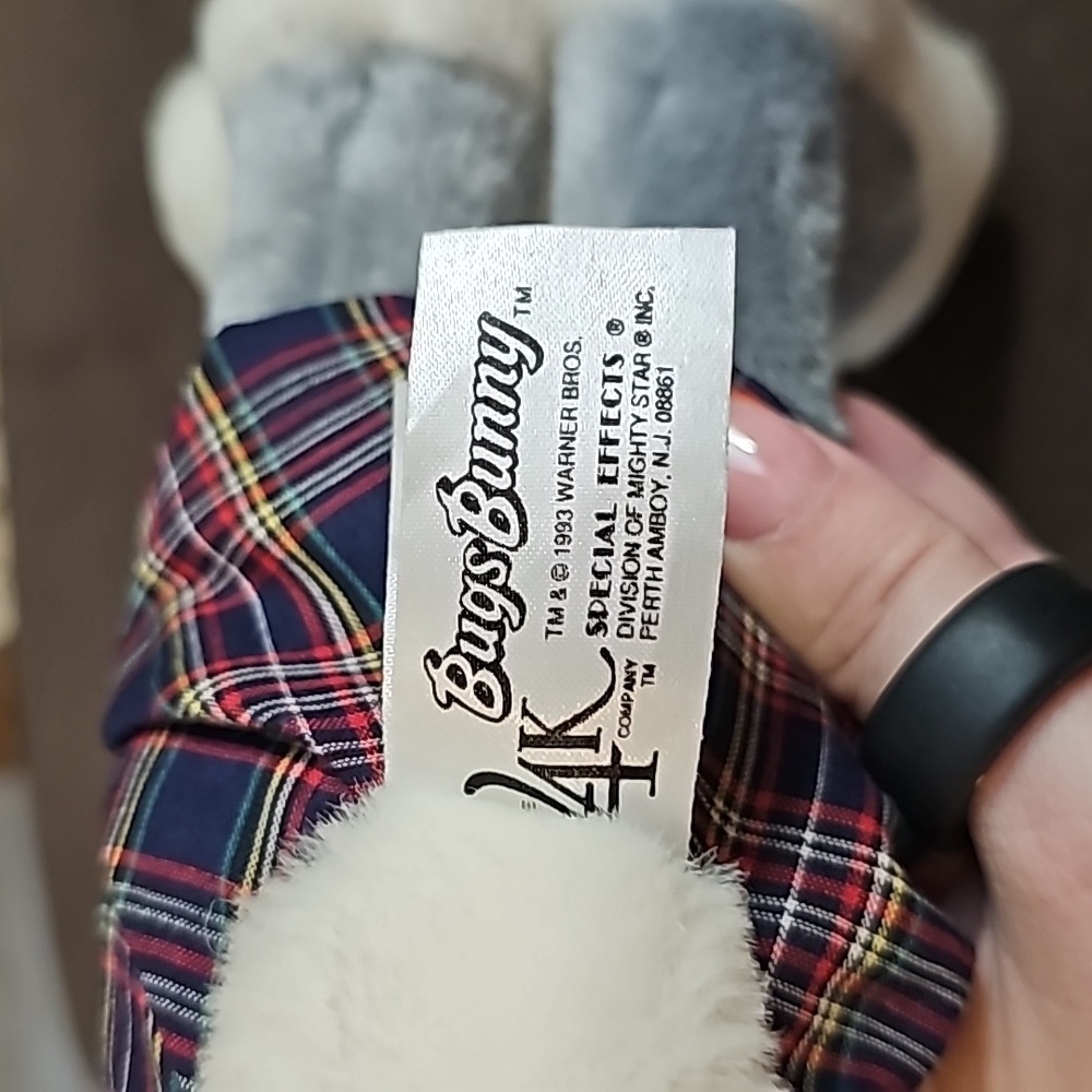 1992 24K Warner Bros Bugs Bunny Golfer Striped Shorts Plush Stuffed 14" - Picture 6 of 6